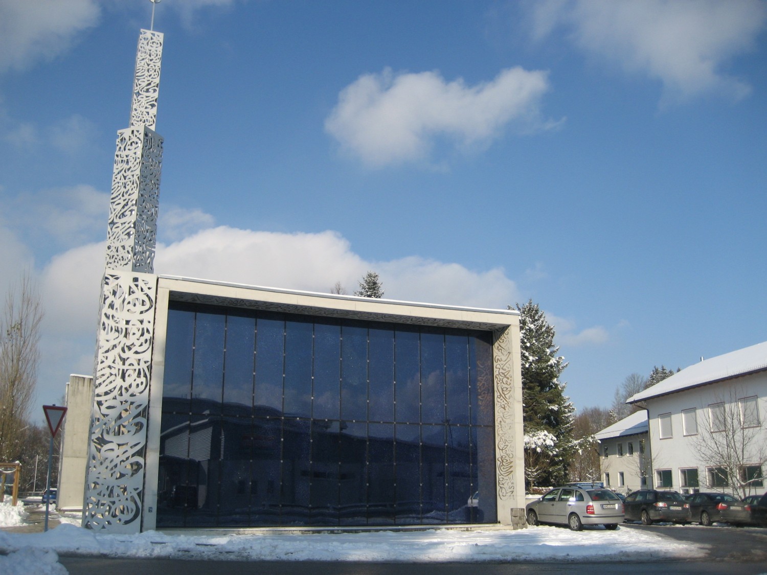 jurgen-claus-moschee-in-penzberg-mit-solarer-energieversorgung